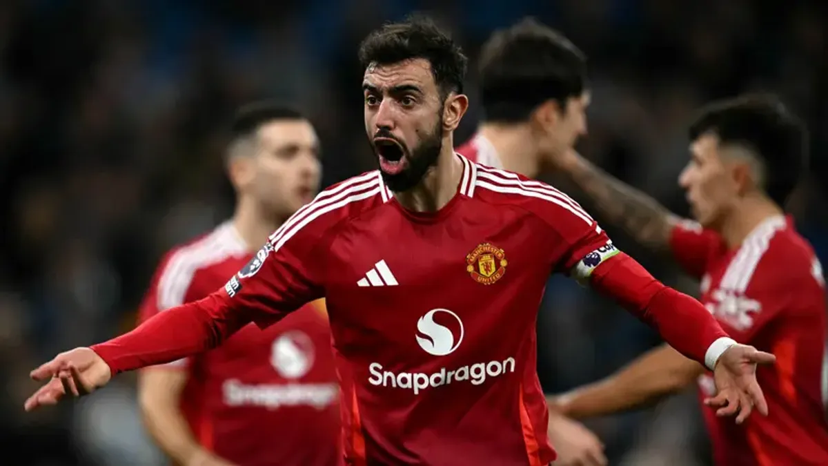 Manchester United Siapkan Empat Pemain Senior untuk Pramusim 2026/2027