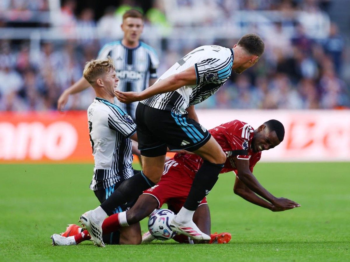 Liverpool Raih Hasil Imbang 2-2 di Kandang Newcastle dengan Penampilan Isak