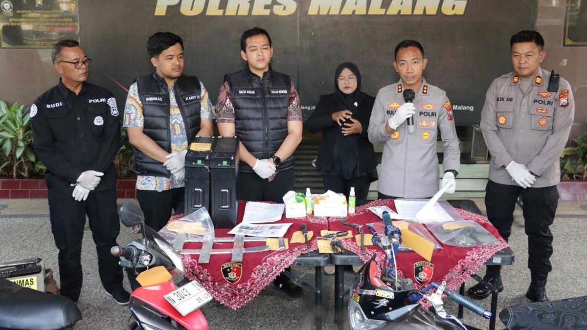Polres Malang Tangkap Komplotan Pencuri Baterai Litium Tower Telekomunikasi