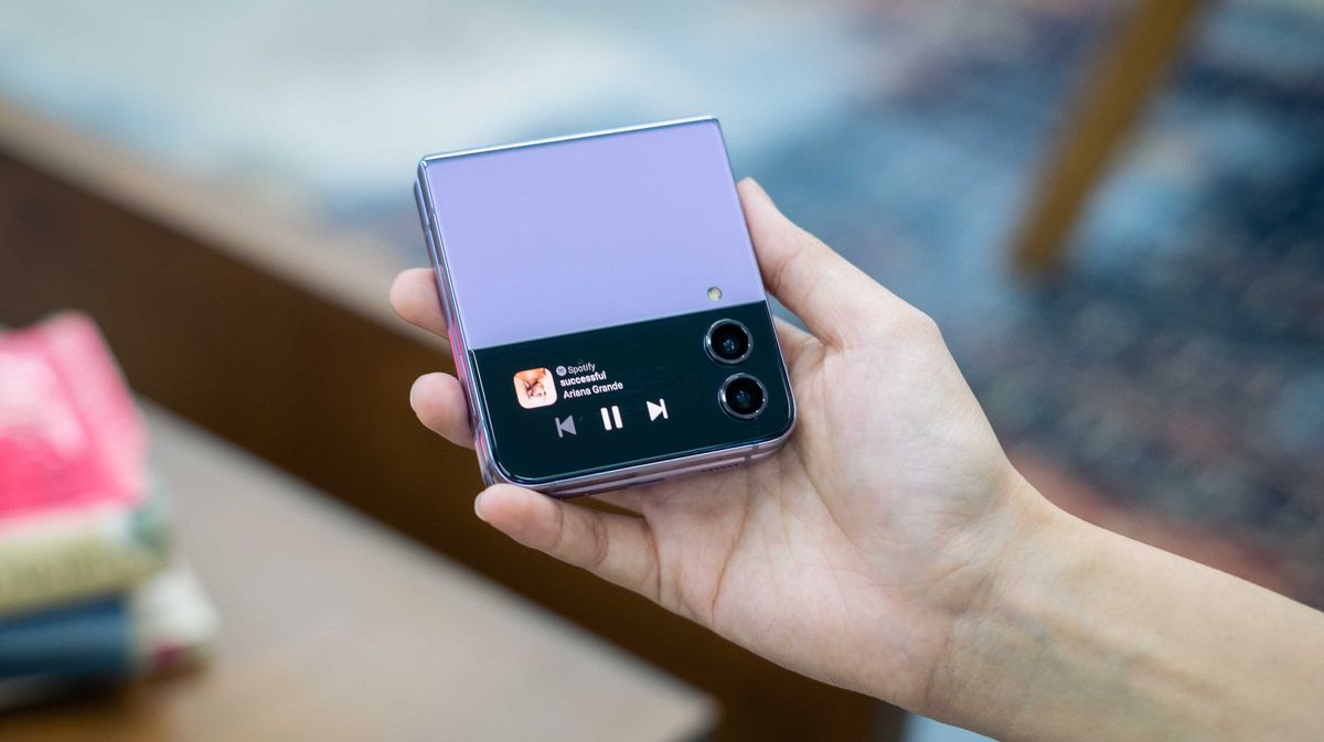 Samsung Galaxy Z Flip4 5G Terbaru: Performa, Kamera, dan Daya Tahan 2026