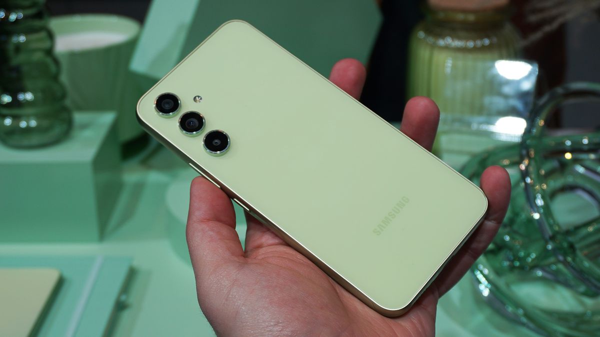 Samsung Galaxy A54 Turun Harga di 2026, Masih Layak Dibeli