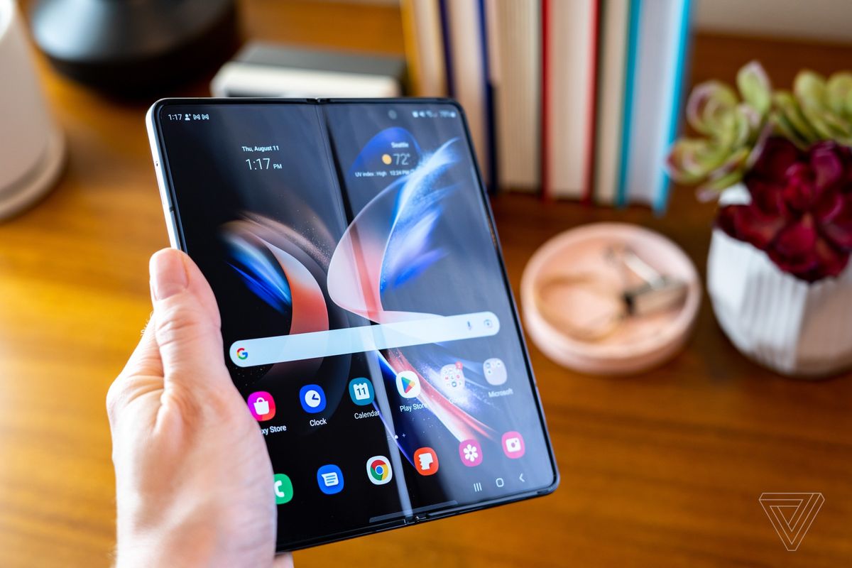 Samsung Galaxy Z Fold 4 Masih Layak Dibeli di 2026?