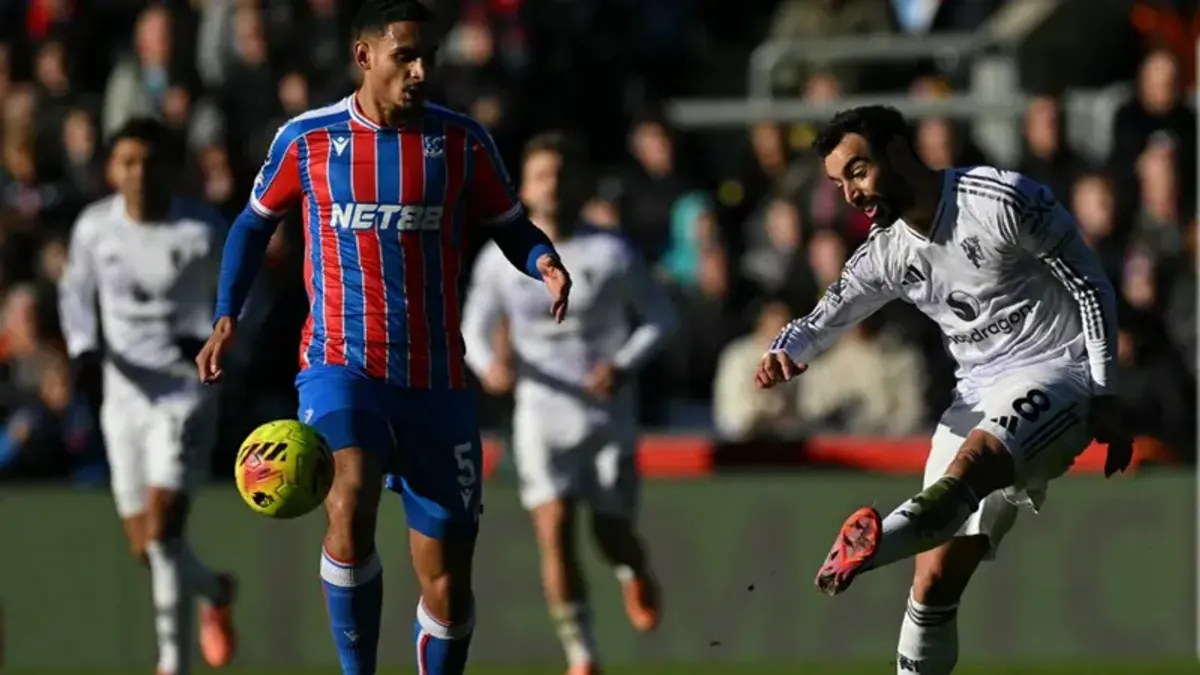 Chelsea Rekrut Maxence Lacroix dari Crystal Palace dengan Kontrak Enam Musim