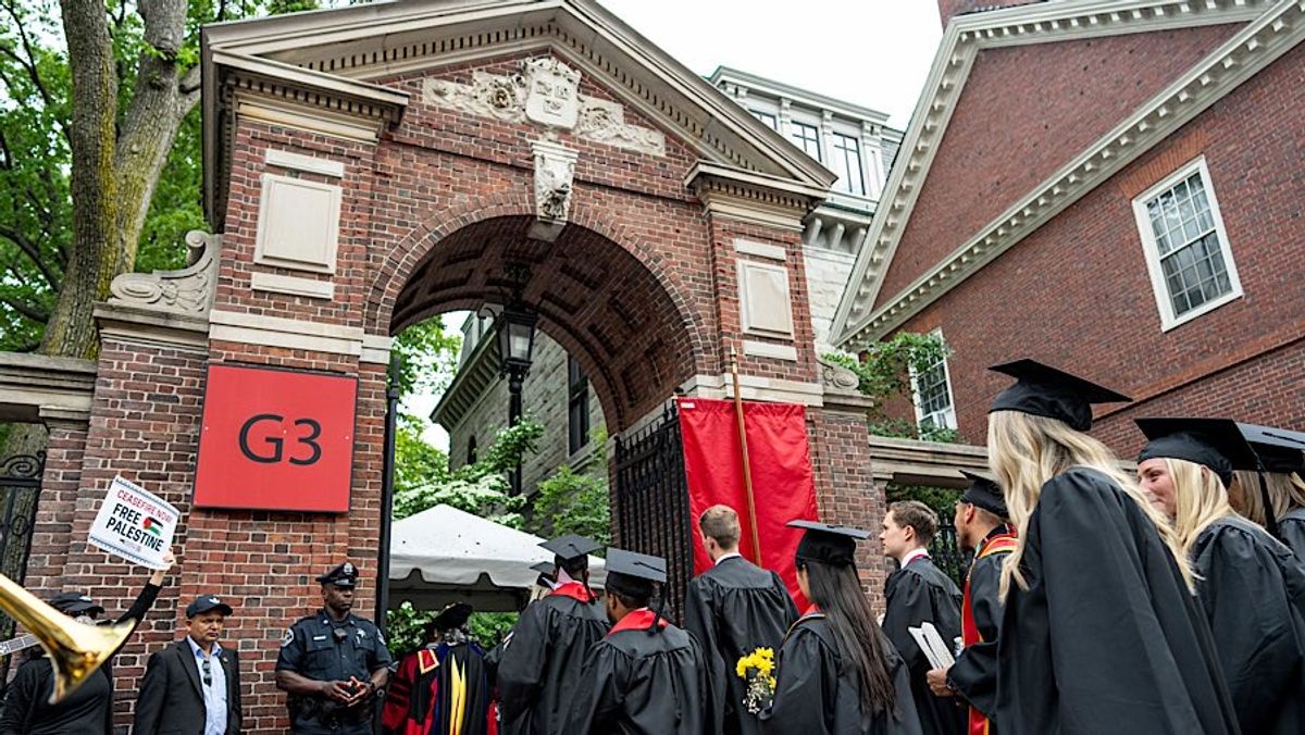 Pengadilan Tolak Klaim Diskriminasi terhadap Mahasiswa Yahudi di Harvard