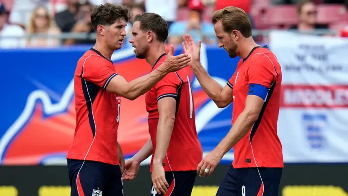 Chelsea Incar Bek Inggris John Stones yang Bebas Transfer Musim Depan