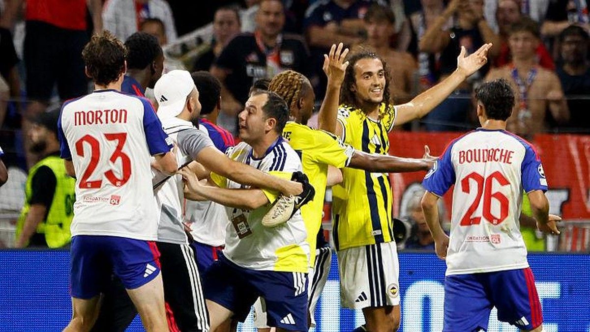 Mattéo Guendouzi Picu Keributan Usai Fenerbahce Kalahkan Lyon di Playoff Liga Champions