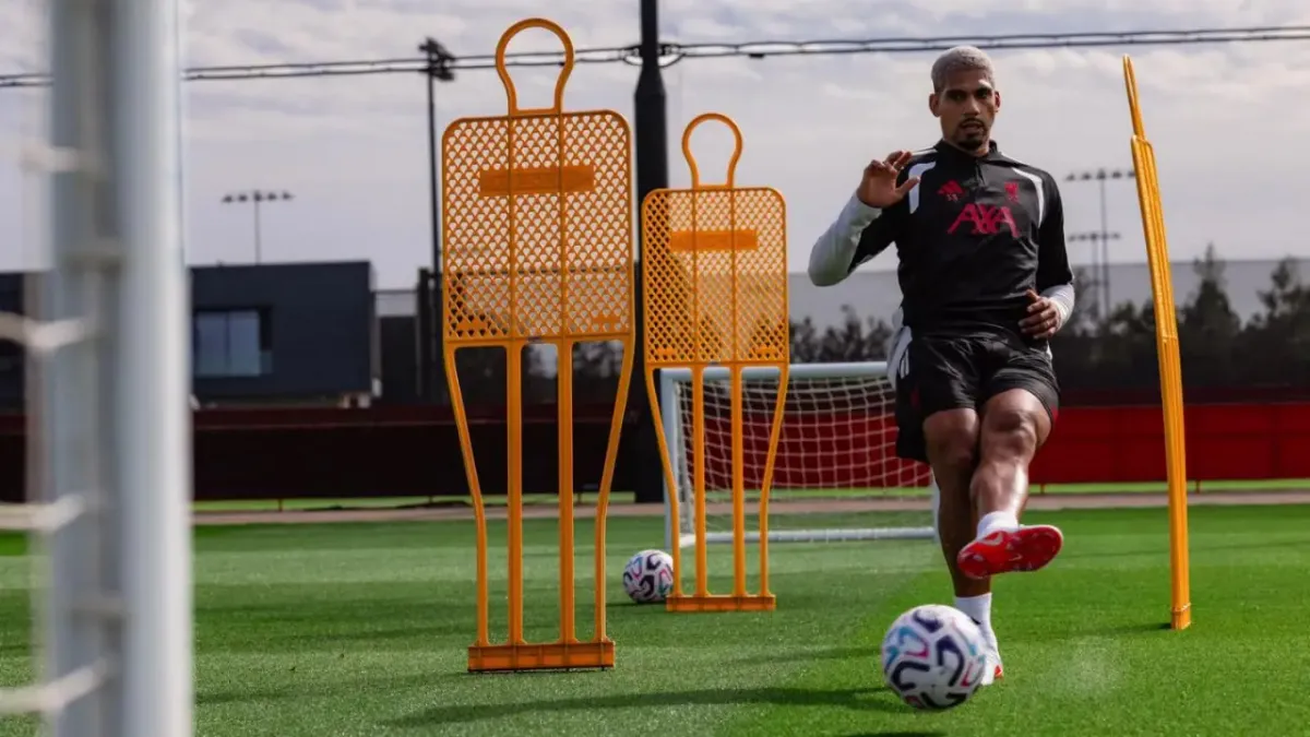 Darwin Nunez Bocorkan Kepindahan Ronald Araujo ke Liverpool