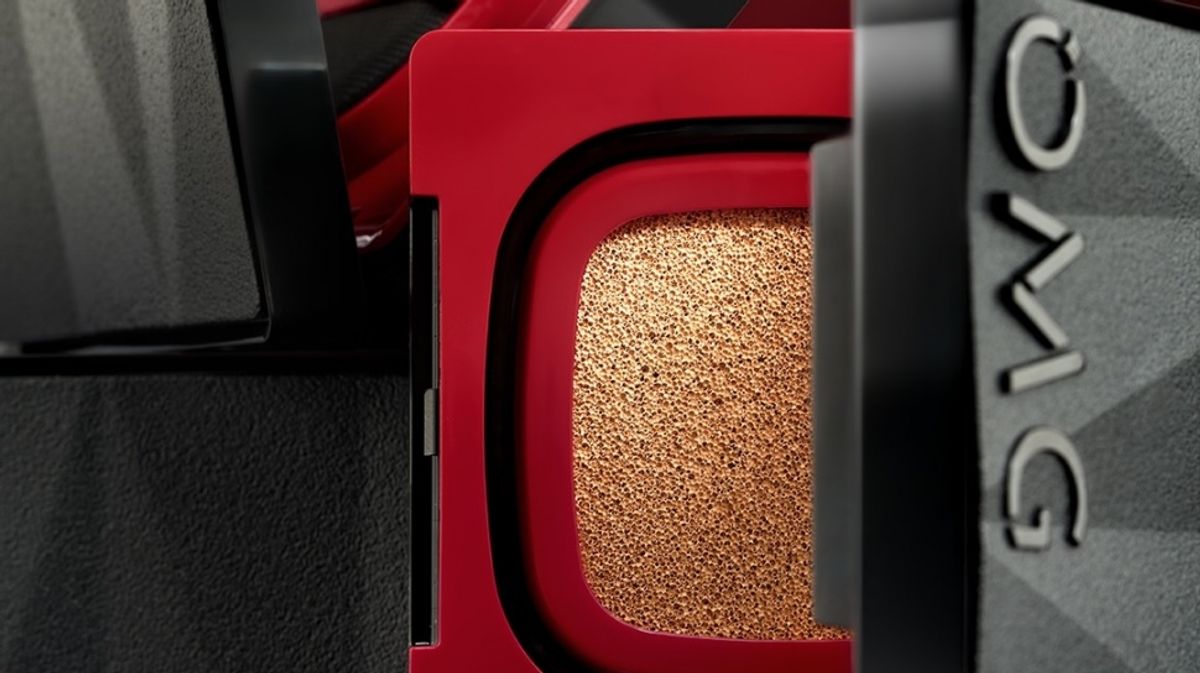 OMG Beauty Hadirkan Dua Varian Cushion dengan Gram Berbeda dan Hasil Akhir Unik