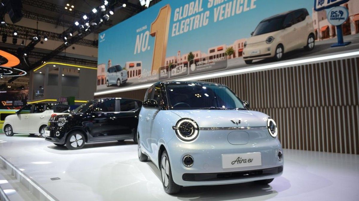 Wuling Catat Pesanan 3.500 Unit Aira ev dalam Dua Minggu