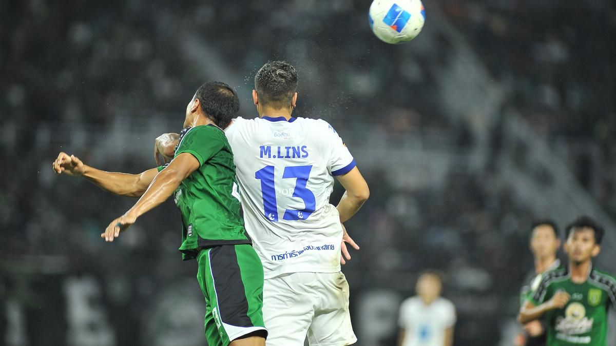 Persebaya Surabaya Bangkit Kalahkan Port FC 2-1 di Piala Presiden 2026