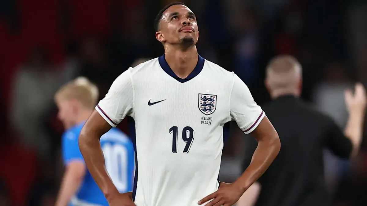 Thomas Tuchel Pilih Trevoh Chalobah Gantikan Tino Livramento di Inggris