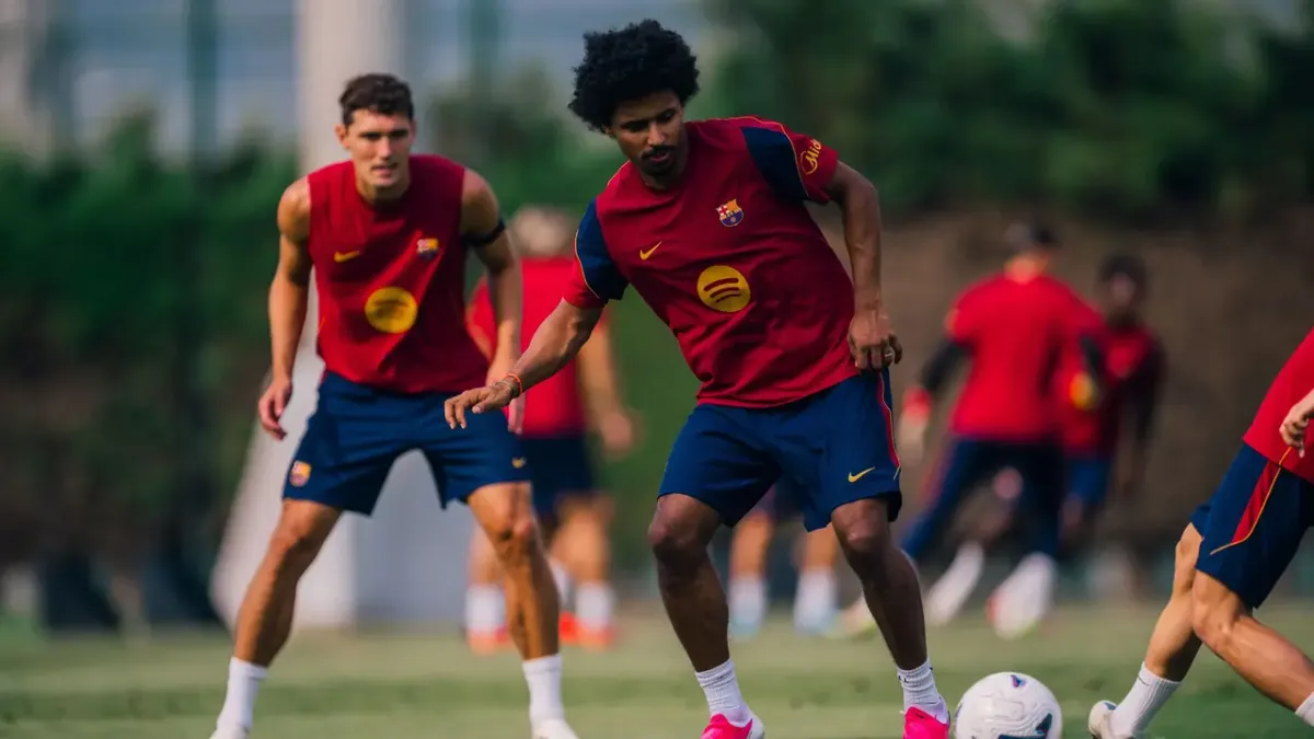 Karim Adeyemi Siap Bersaing di Tim Utama Barcelona Musim 2026/2027