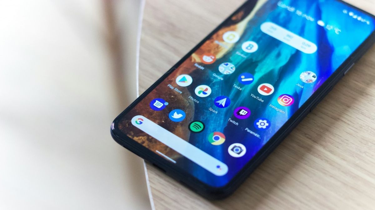 Rekomendasi HP RAM 8 GB dengan Harga Terjangkau dan Spesifikasi Unggul