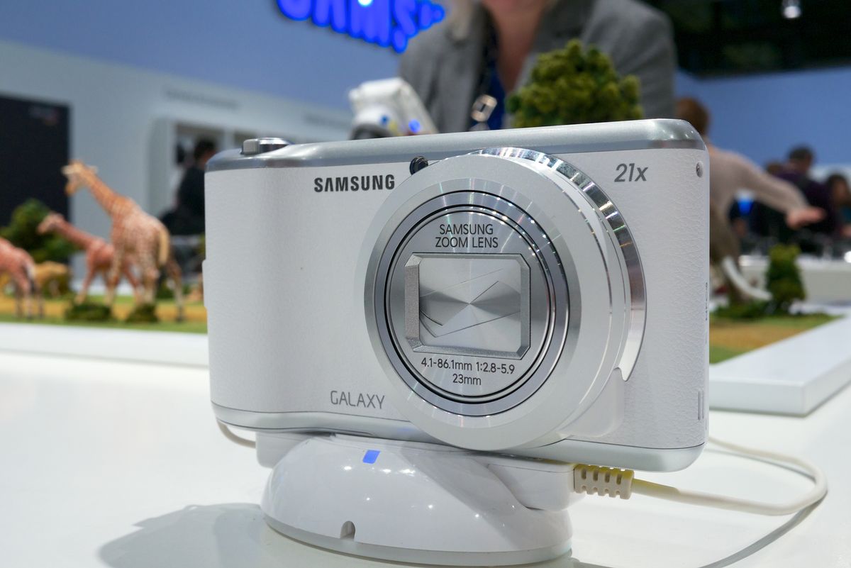 Samsung Galaxy Camera 2 Ulasan Lengkap Spesifikasi dan Kelebihan Terbarunya
