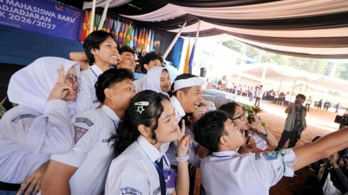 Gubernur Jawa Barat Usulkan Kenaikan Batas Gaji Orang Tua Penerima KIP Kuliah