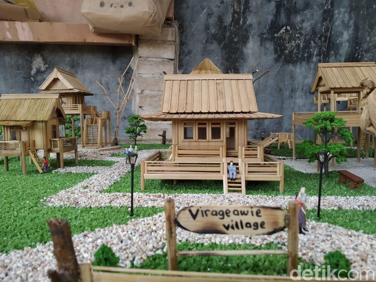 Miniatur Rumah sebagai Karya Seni Rupa Terapan Tiga Dimensi yang Detail