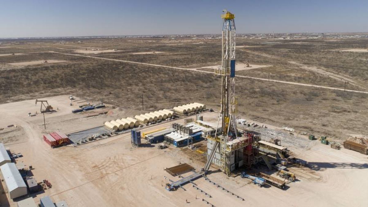 Perusahaan Minyak AS Kurangi Belanja Modal di Cekungan Shale