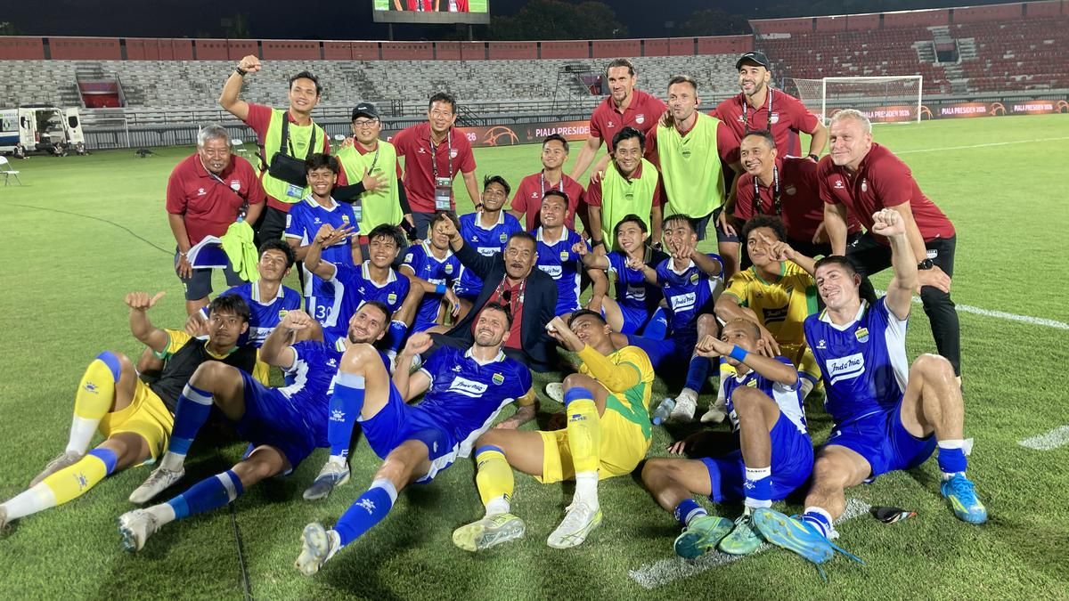 Ferry Paulus Respons Sanksi Transfer FIFA untuk Persib Bandung