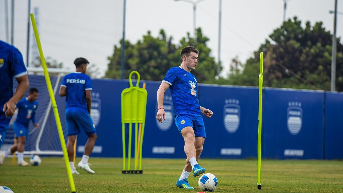 Persib Bandung Tunda Debut Mariano Peralta pada Laga Kontra Tampines Rovers