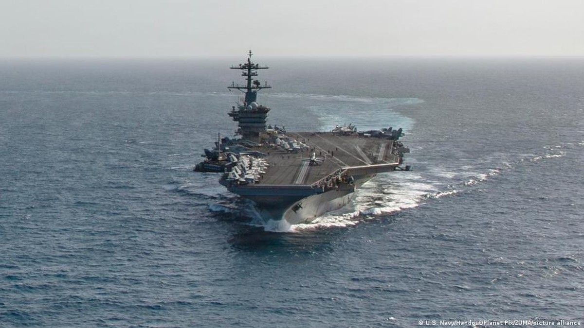 Bentrok di Kapal Induk USS Abraham Lincoln Ditolak Pihak AS