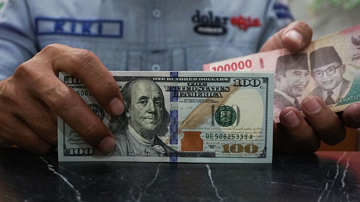 Rupiah Menguat Meski Harga Minyak Dunia Naik ke US$84 per Barel