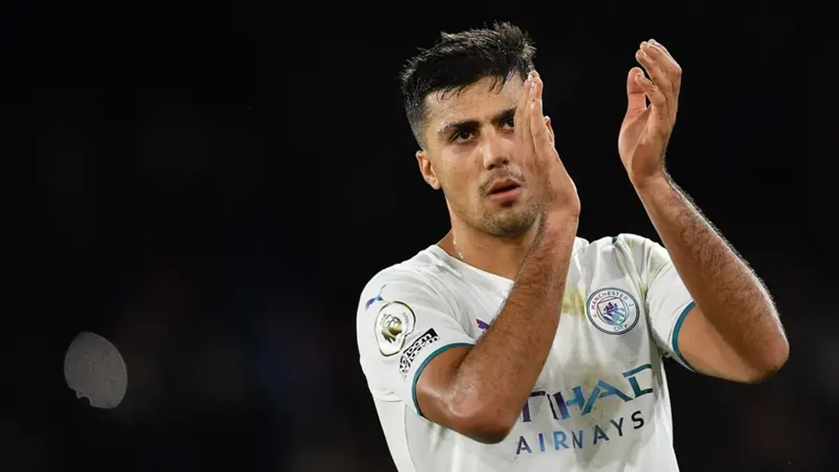 Rodri Tolak Real Madrid dan Pilih Bergabung dengan Barcelona