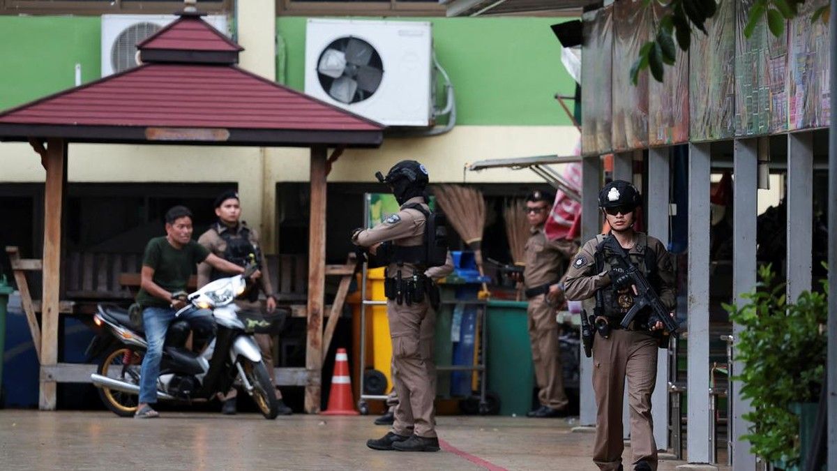 Remaja 14 Tahun Lakukan Penembakan Maut di Sekolah Nonthaburi