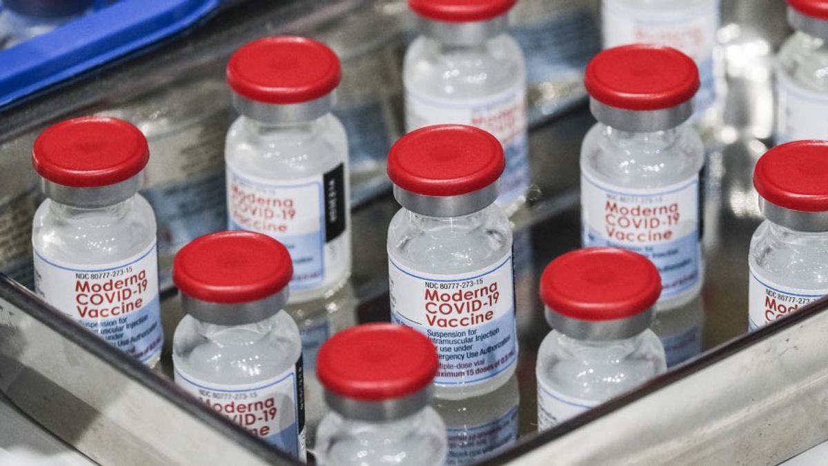 FDA Setujui Vaksin Influenza mRNA Moderna untuk Usia 50 Tahun ke Atas