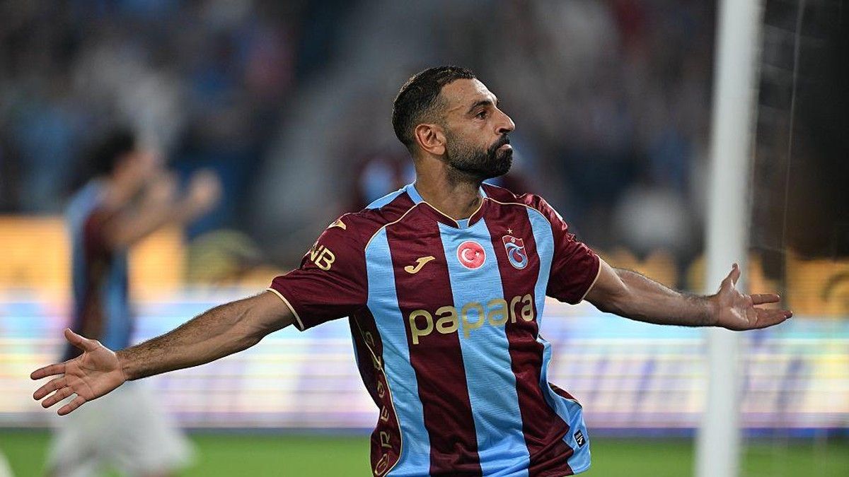 Mohamed Salah Cetak Dua Gol Bawa Trabzonspor Kalahkan Istanbul Basaksehir