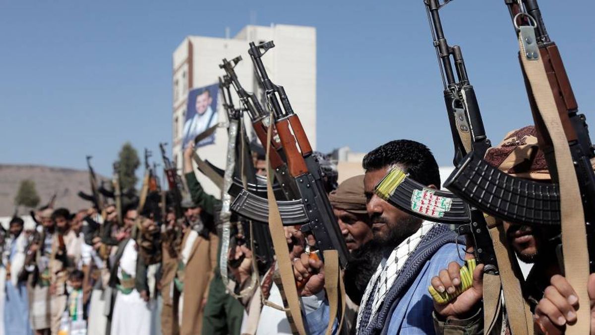 Kelompok Houthi Melancarkan Serangan Besar ke Pasukan Pemerintah Yaman dan Wilayah Najran