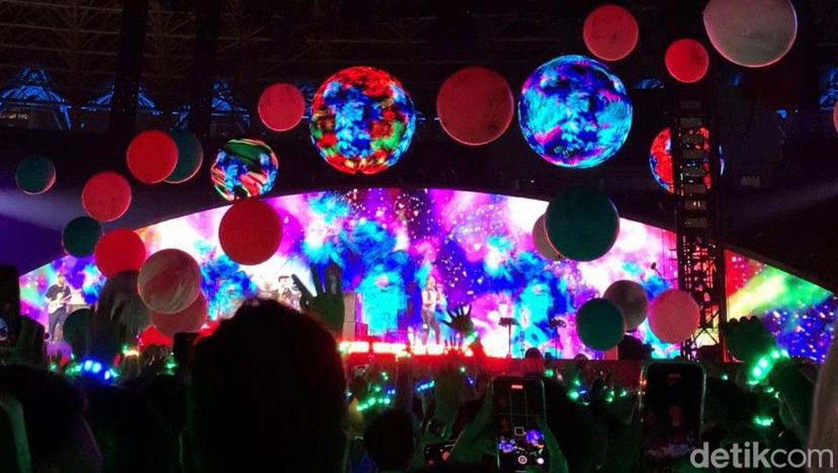 Vokalis Wanita Minta Maaf Usai Pose Takbir dalam Konser di Jakarta Utara
