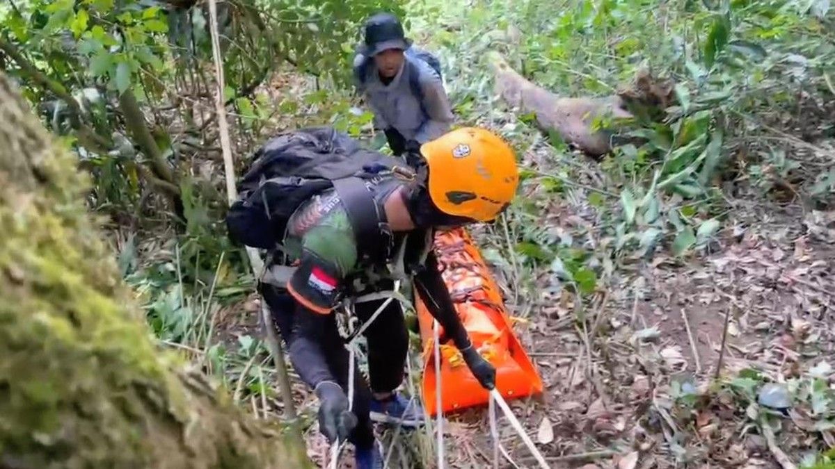 Pendaki dan Pemandu Ditemukan Meninggal di Gunung Piramid Bondowoso