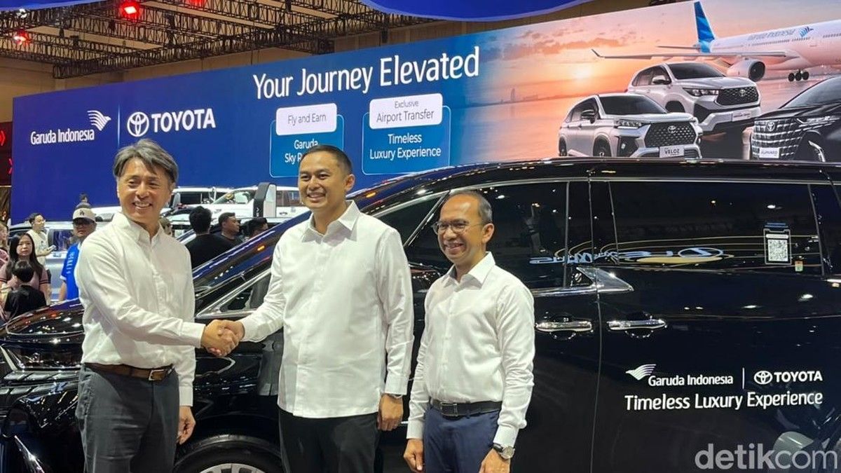 Toyota dan Garuda Indonesia Hadirkan Layanan Airport Transfer Premium dengan Alphard Hybrid