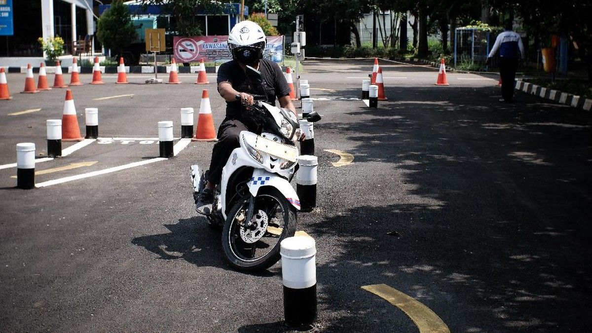 Mahkamah Konstitusi Tolak Gugatan Aturan Telat Perpanjang SIM
