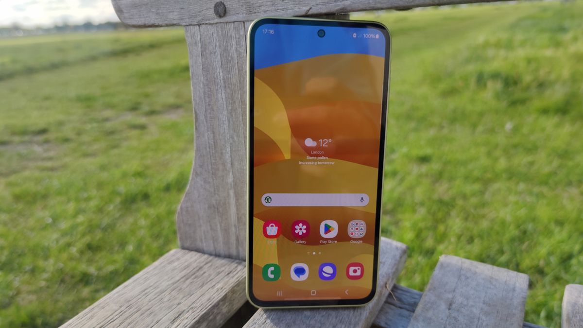 Samsung Galaxy A35 Turun Harga dengan Spesifikasi Terbaru Tahun 2026