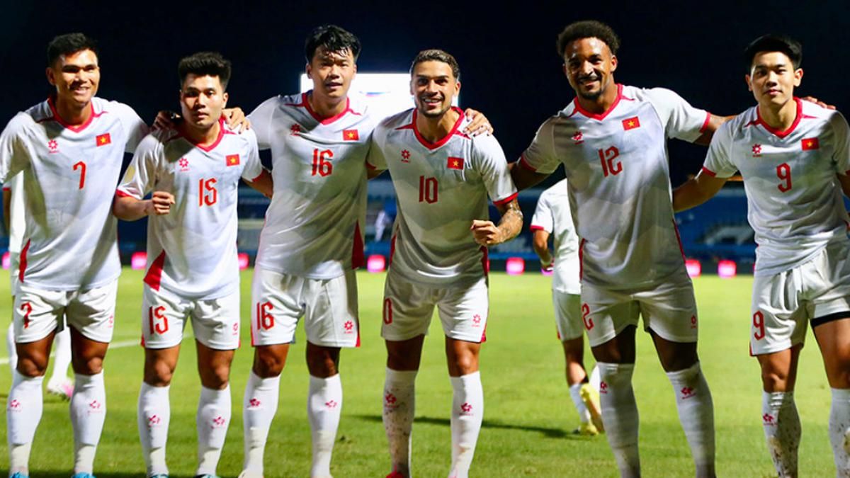 Kim Sang-sik Pertimbangkan Warna Jersey Vietnam Hadapi Indonesia
