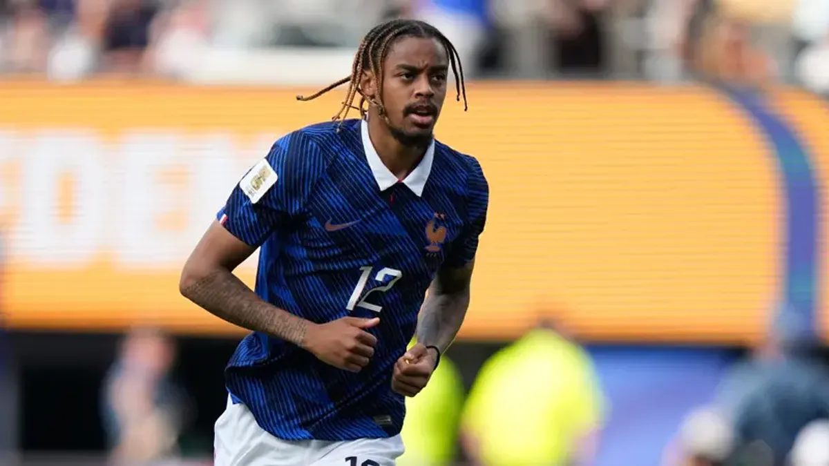 Liverpool Dapat Kesempatan Rekrut Bradley Barcola dari PSG