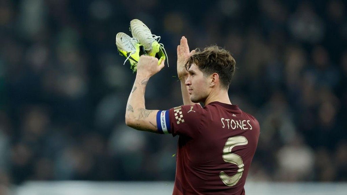 Cristian Chivu Sambut John Stones di Inter Milan dengan Optimis