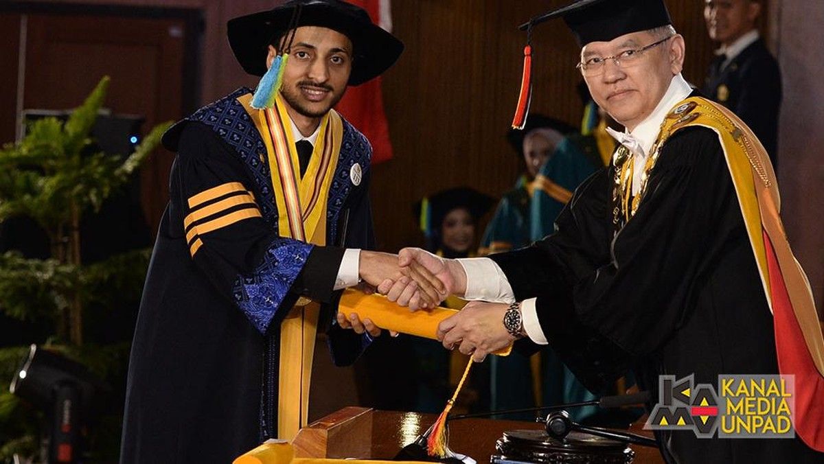 Mohammed Al-faqeeh Raih Lulusan Terbaik S3 Unpad dengan IPK 3,89