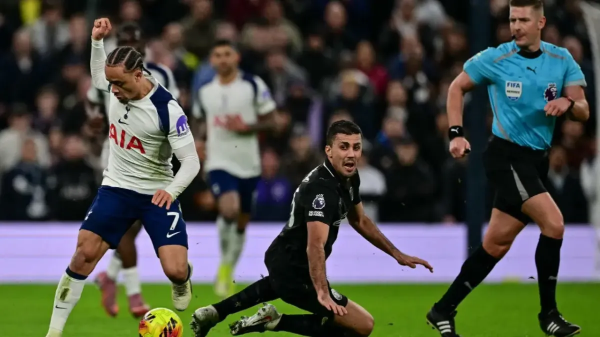 Manchester City Terima Kabar Baik Usai Operasi Ringan Rodri