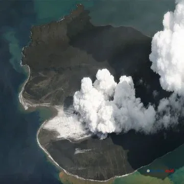 Misteri Pertumbuhan Asimetris Anak Krakatau: Petunjuk Penting Ilmuwan