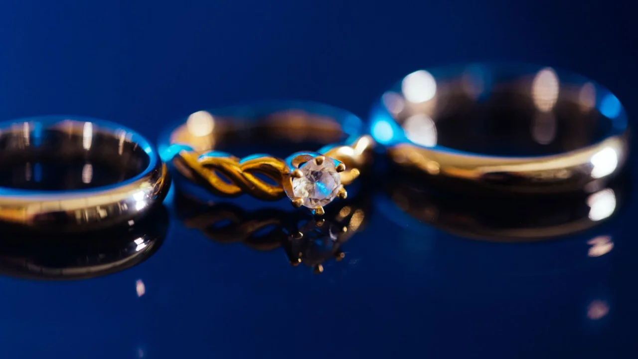 diamond ring glowing crystal