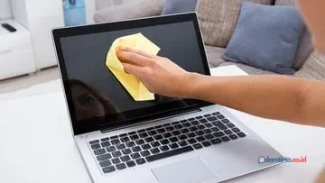Cara Melindungi HP dan Laptop dari Bahaya Abu Vulkanik