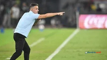John Herdman Ajak Suporter Penuhi GBK Dukung Timnas Indonesia