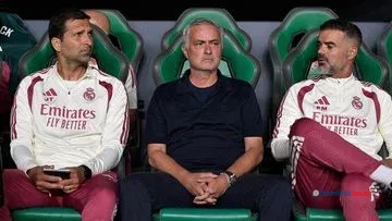 Real Madrid Menang Dramatis, Mourinho Kritik Mental Tim