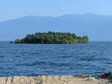 Misteri Pulau Terapung di Danau Williston Kanada Terungkap