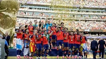 Pemain Spanyol Sumbangkan Bonus Juara Dunia ke Karyawan RFEF