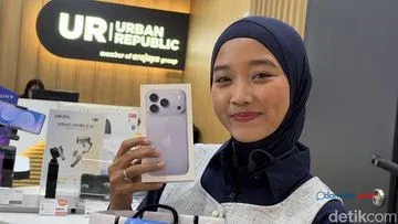 Pembeli Pertama iPhone 18 Pro Max di UR Pilih Warna Biru
