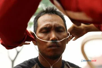 Kabut Asap Karhutla Kalimantan Lintas Batas, Ancaman Regional