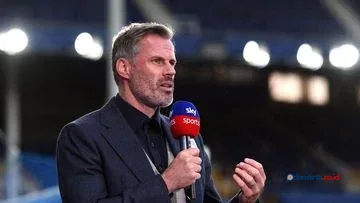 Ancaman Hukum Aston Villa ke Jamie Carragher: Batas Kritik Pundit